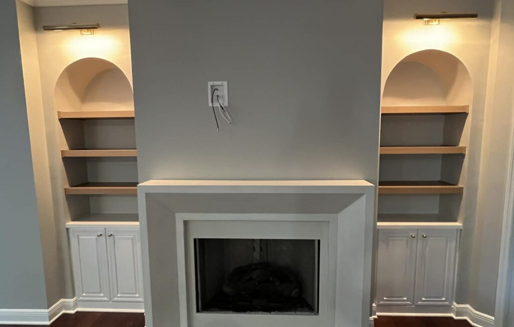 Built In Arches on each side of the fireplace